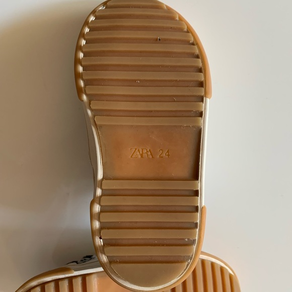 Bamba Mickey Mouse! - Picture 4 of 6